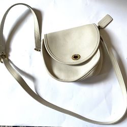 Chalk Pebbled Coach Shoulder Bag