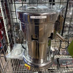 Commercial Fruit And vegetable juicer 