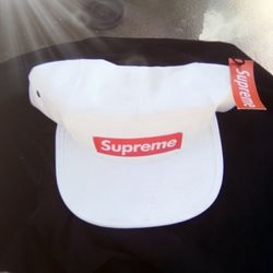 Nwt Supreme Hat