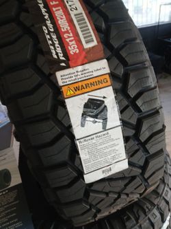 New set of tires nitto ridge 35 1250 20 lt
