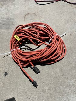100 FT Electrical Extension Cord 14/3