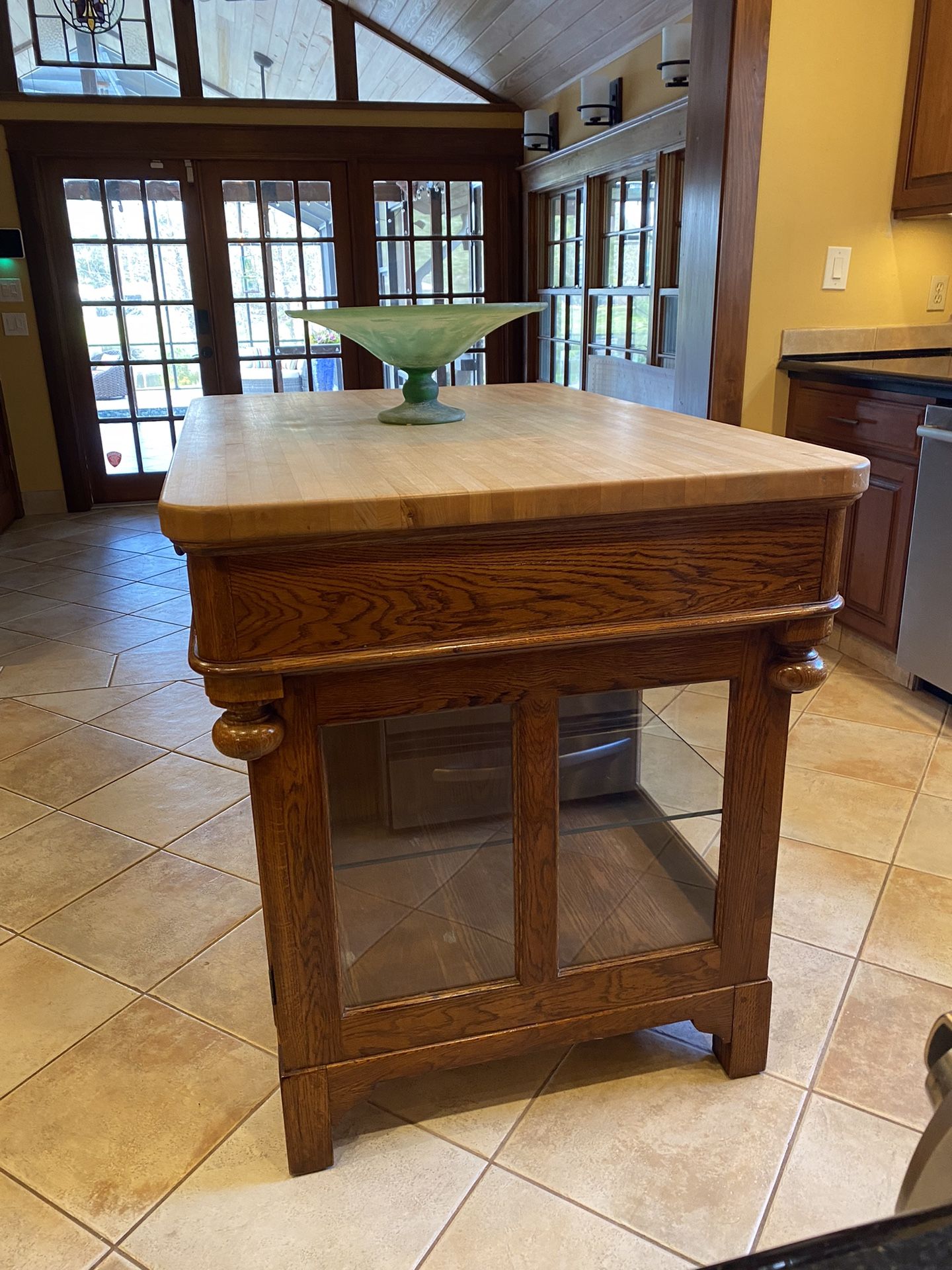 Bob Timberlake Solid Oak Island And Storage Center