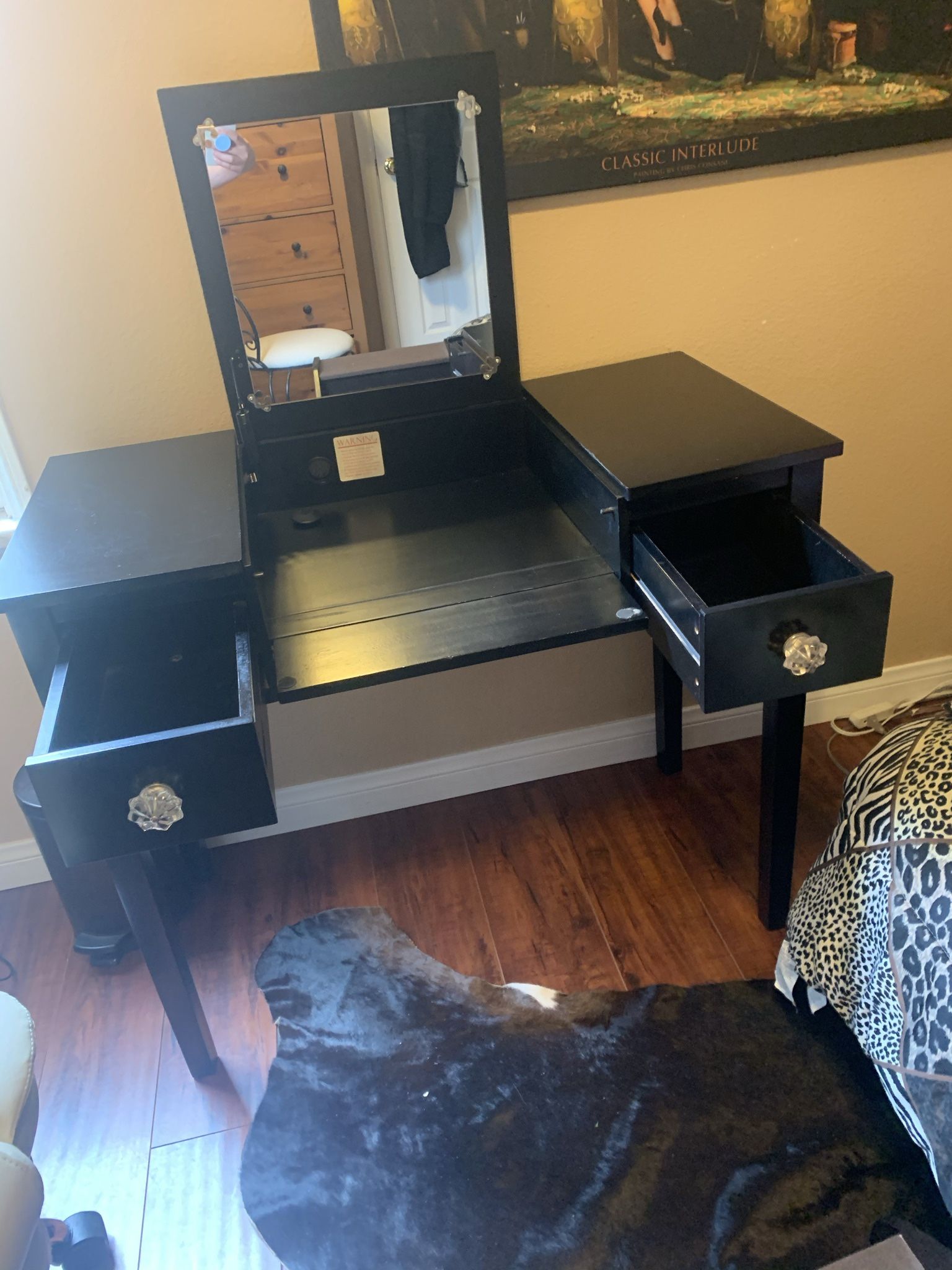 Makeup Table