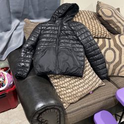 Size. Small Kenneth Cole, New York, Puffy Jacket.