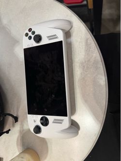 ROG Ally RC73YA  w/ Premium Xbox game pass