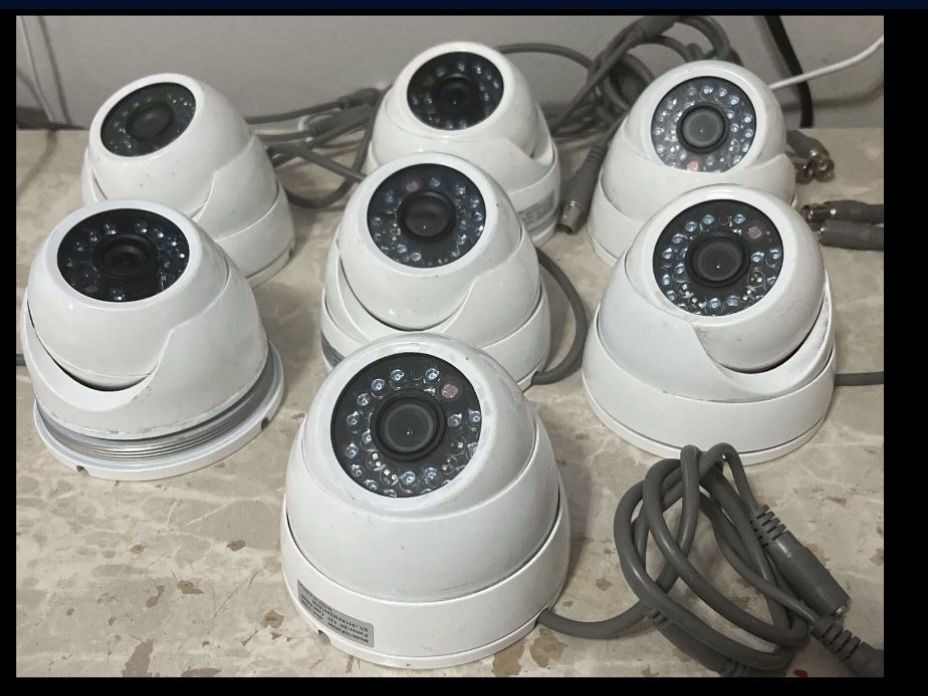 ICRealtime ICR-200W 700TVL Indoor/Outdoor Vandal MidSize IR Dome Camera Lot Of 7