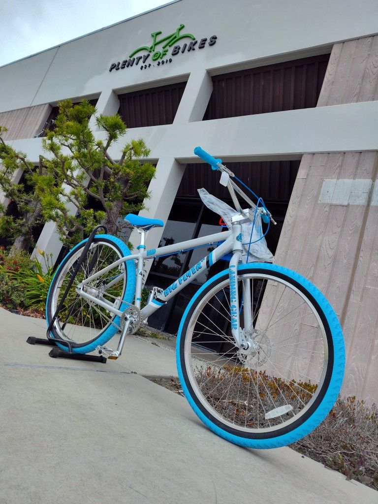 NEW SE BIG FLYER HD 29 HI DEF SILVER BLUE SINGLE SPEED FREESTYLE WHEELIE BMX BIKE WITH DISC BRAKES