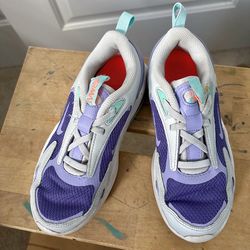 Nike Kids Sneaker Air Max Bolt Running Shoe Copa CW1626-500 Purple Dust Size 7Y  Unisex for both girls shoes or boy shoes  Comes from pet free smoke f