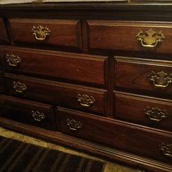 Bedroom Dresser 