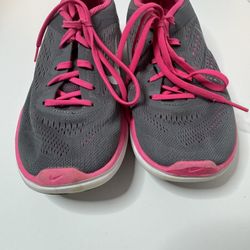 Nike 2016 Flex RN Running Shoes Size 5Y 