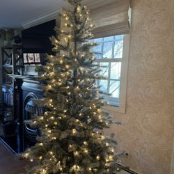 7ft Flocked Prelit Christmas Tree