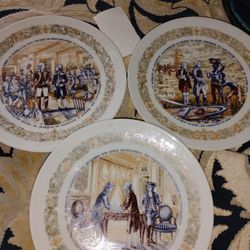 Antique Plates Three-piece Set