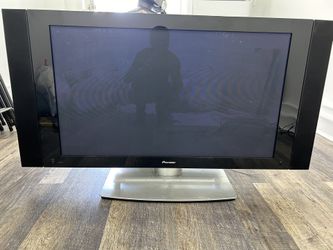 Pioneer T.V
