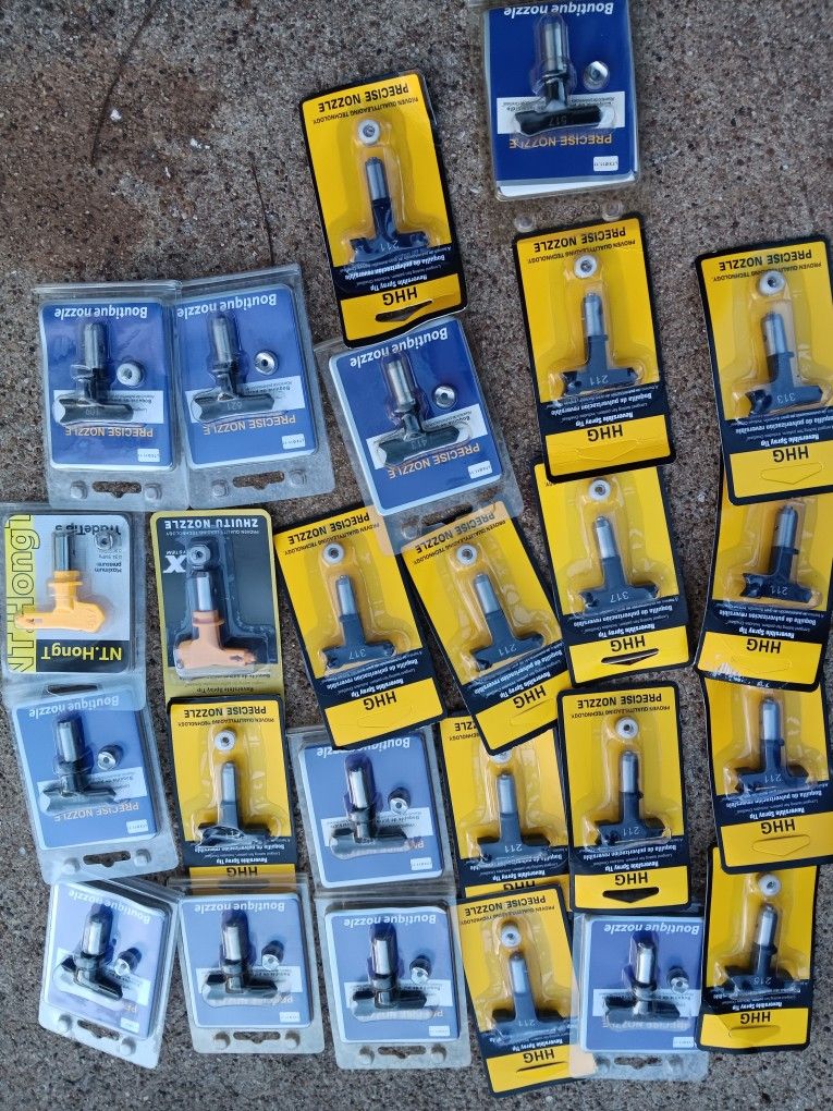 Se Venden Tips Para Esprayar Pintura Diferentes Numeros $$ 15 Cada Uno Tanbien Tego 2 Espralladoras Gans Nuevas $$40 Cadauna