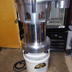 UNIWORLD Juice Extractor: