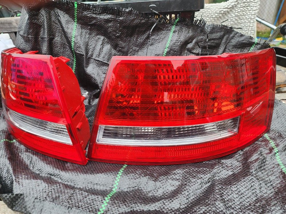Taillight Assembly Audi New Excellent Condition.