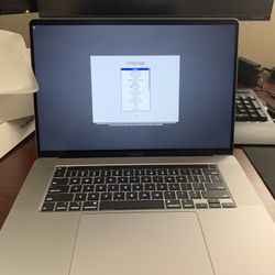 MacBook Pro 16 Inch i7 512GB