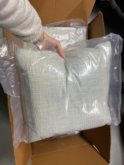 Mint Colored Throw Pillows NEW