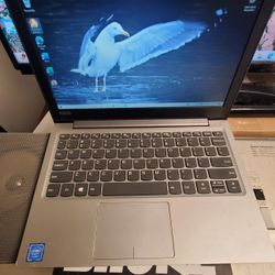 Lenovo Laptop / Office / SSD / Fast!