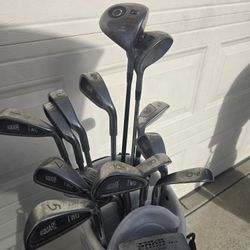 Golf Clubs Set Complete. Irons  #1to #11 With No Bag