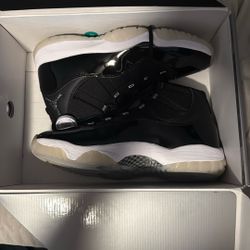 Air Jordan 11 Retro
