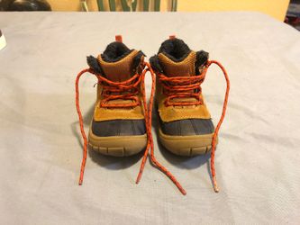 Toddler fuzzy boots boys 7