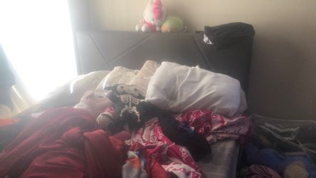 Queen Bed