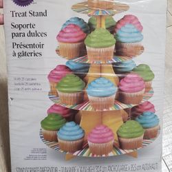 Cupcake Treat Stand ( Wilton )