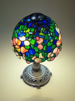 Vintage Tiffany Style Stained Glass Table Lamp