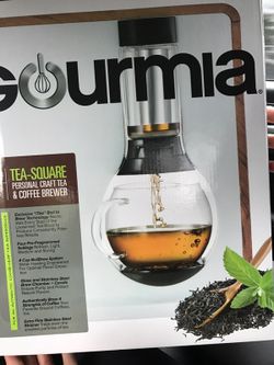 Coffee and tea brewer