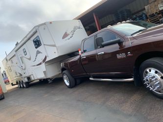 2006 Sunny Brook 5th Wheel