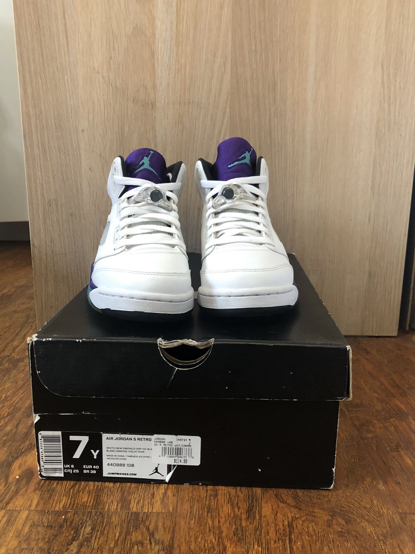 Jordan 5 grape white ones size 7y