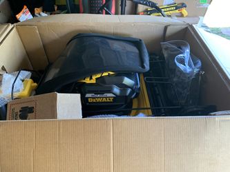 DeWALT  20v Max XR Brushless Self Drive  (Includes 1 Batteries And 1 Chargers)