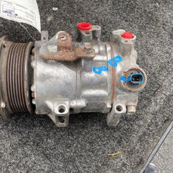 Air conditioner compressor