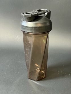 Yeti Yonder Helimix Vortex Blender Shaker 27oz Bottle (No Blending Ball) for Pre Workout Whey Protein Drink