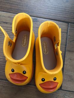 Mini Melissa duck rain boots kids size 6
