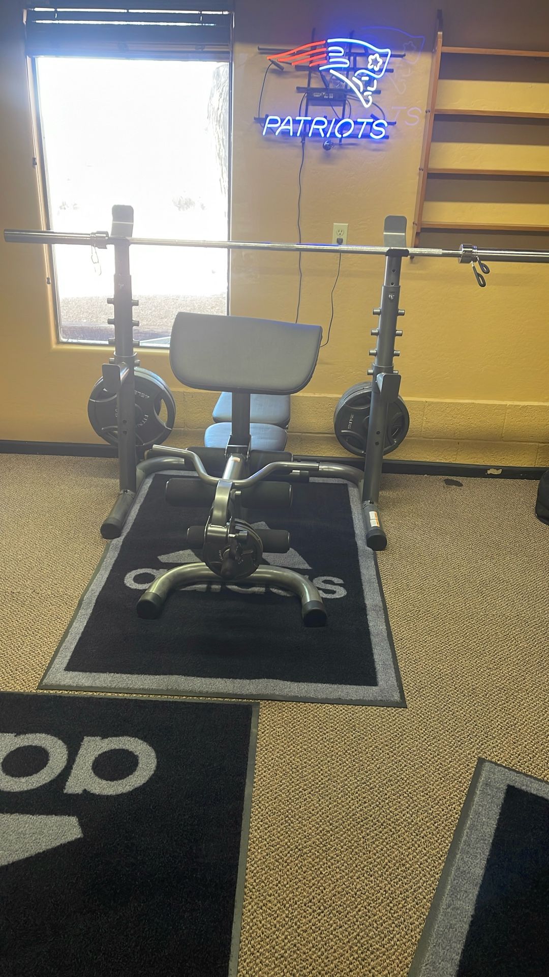 Bench And Leg Press 255 Lbs Of Weight