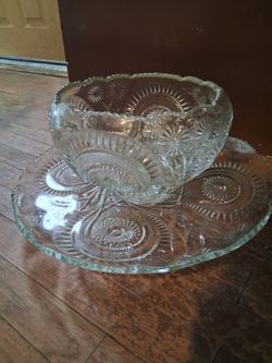 Glass Party Punch Bowl With Bottom Plate