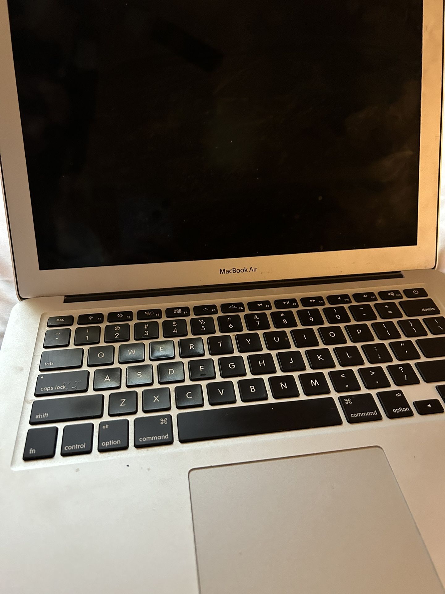 Macbook Air (2017) 