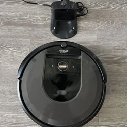 Roomba I7