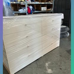 8 drawers dresser / Eight drawers dresser