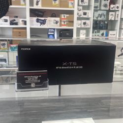 Fujifilm X-T5 Kit 18-55mm F2.8-4