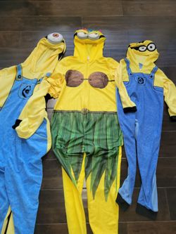 Multipe Sizes Family Halloween Costumes Minion onsie Many Sizes up to Adult Cash only $20 each