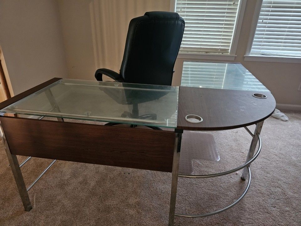 Luxury Desk