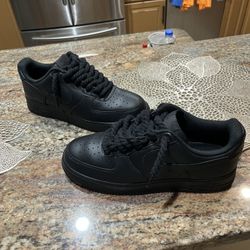Black Air Force 1’s Rope Laces 