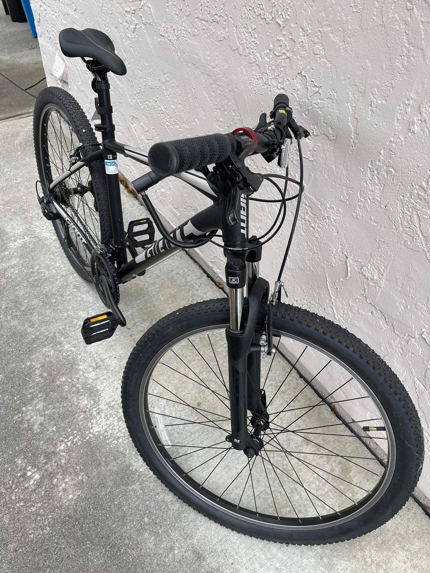 Giant ATX mountain bike