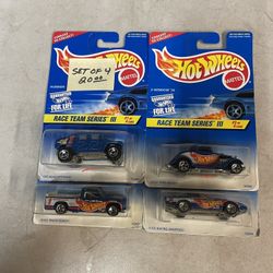 Hot Wheels 1997 4car set of race team series 3