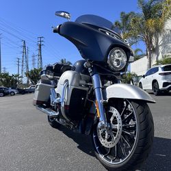 2019 Harley Davidson CVO Street Glide
