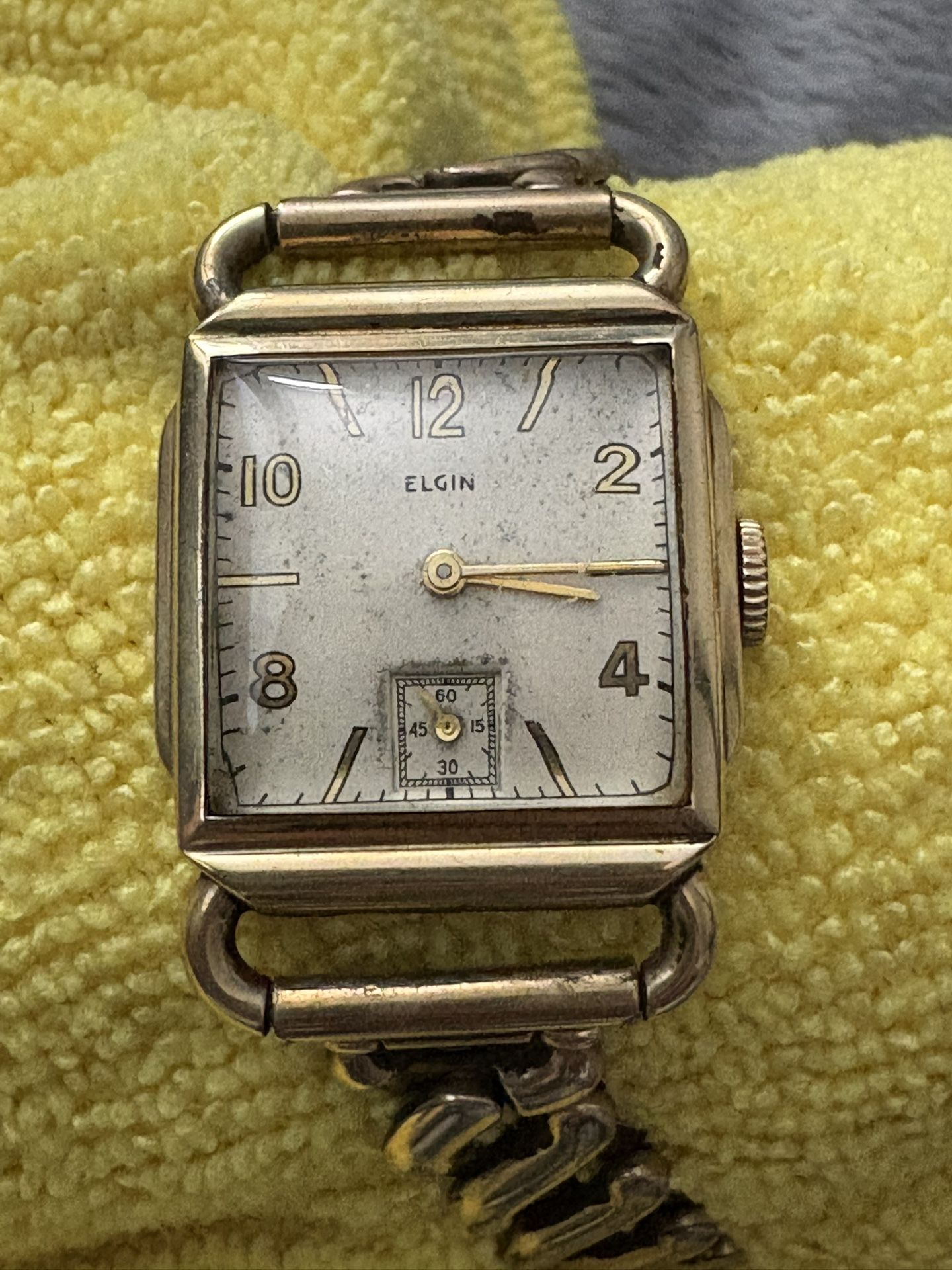 Vintage ELGIN wristwatch Men's Face