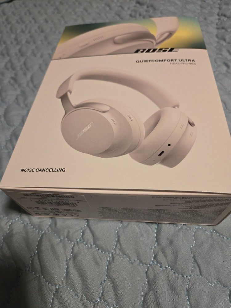 Bose QuietComfort Ultra Bluetooth Headphones (White)